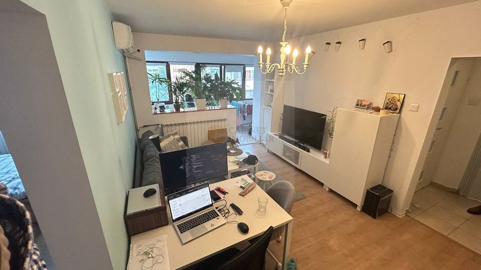 2 Camere Renovat | Etaj Intermediar | 300 m de Metrou | Mobilat-Utilat - Poză 1