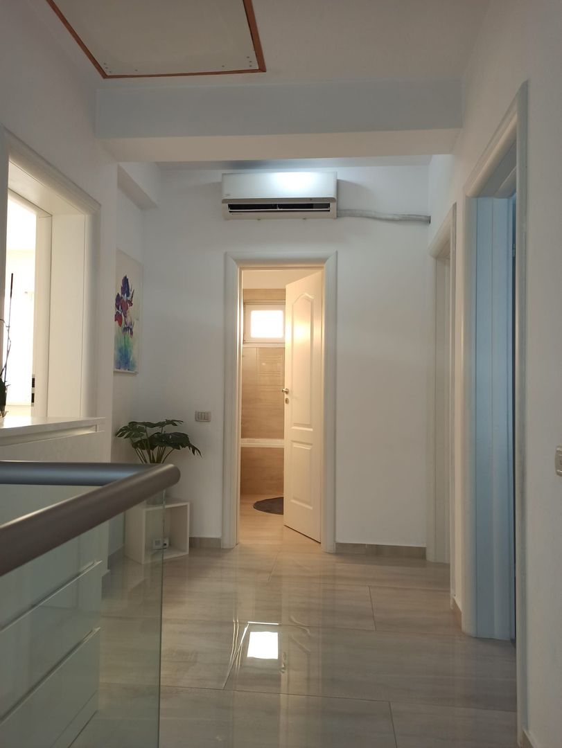 vila4cam2bai-curte-parcare-loc joaca-acces controlat-strOrizontului - Poză 45