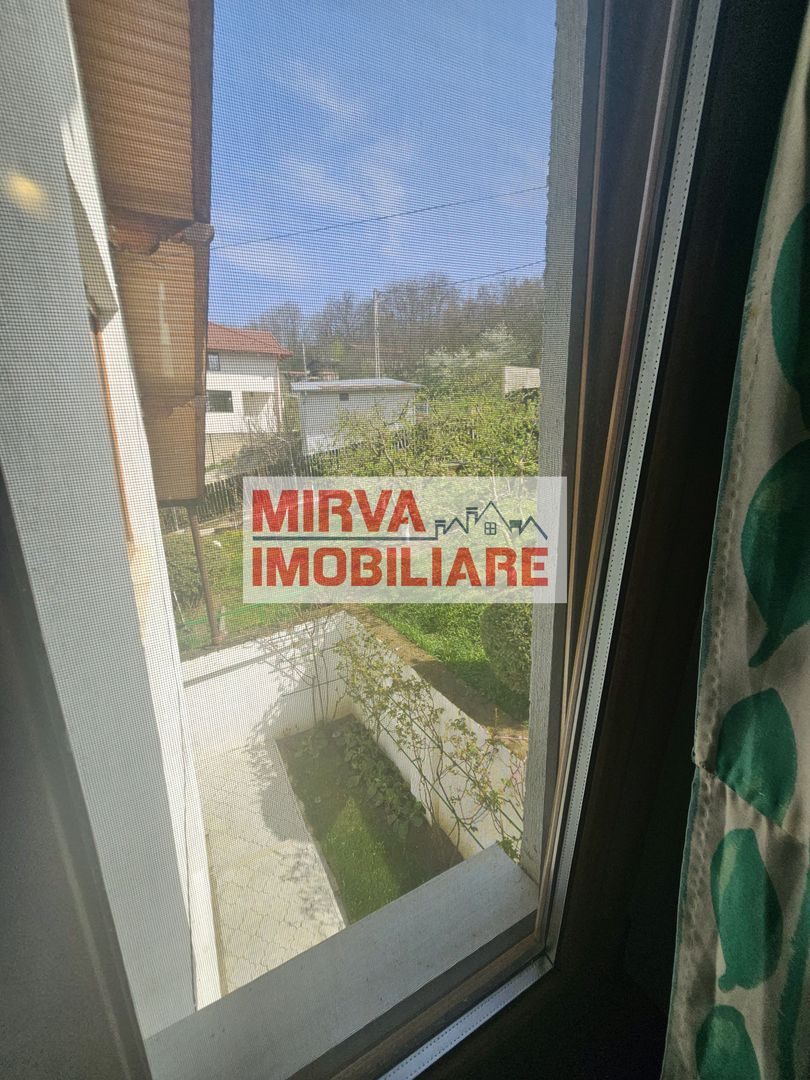 🏡 VILĂ ELEGANTĂ CU PRIVELIȘTE DEOSEBITĂ – VALENII DE MUNTE - Poză 56