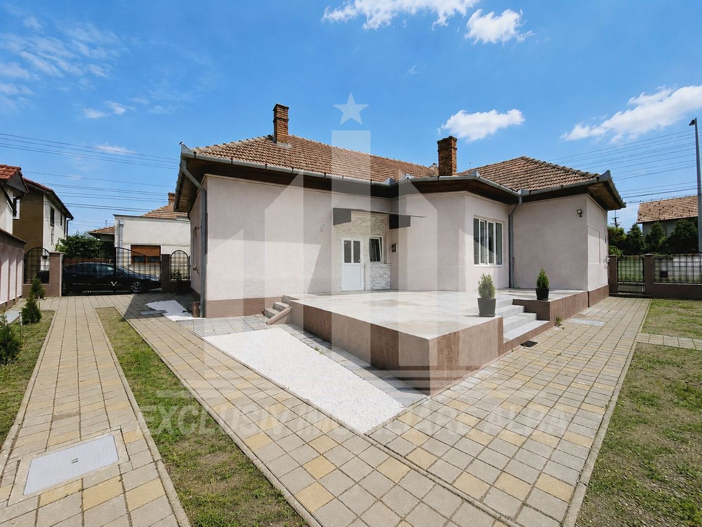 Casa individuala | 140 mp | 980mp teren | Toate utilitatile | Lipoveni - Poză 1