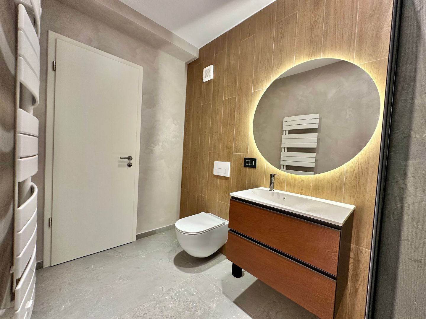 Apartament cu 2 camere de închiriat Kasper– Coresi - Prima închiriere - Poză 8