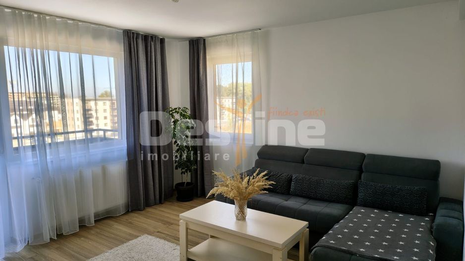 Apartament cu 2 camere decomandat, loc de parcare,  Tractorul - Coresi - Poză 1