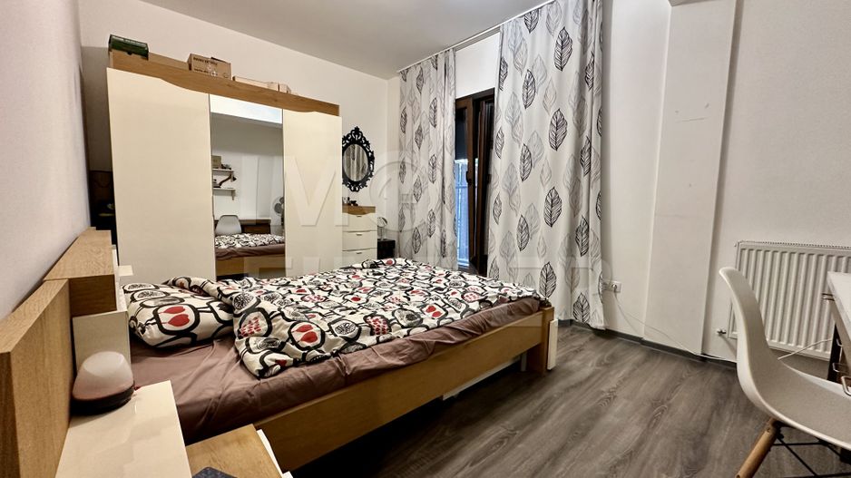 Vanzare 2 camere, Europa,  52 mp plus terasa 38 mp si garaj - Poză 8