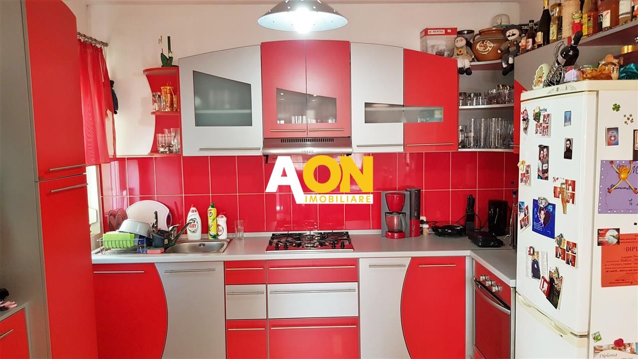 Apartament 4 camere, 78 mp utili, et.1, cu garaj si boxa - Poză 3