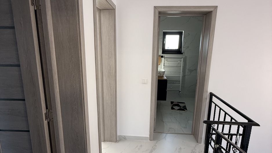 Vilă nouă 155 mp cu terasă acoperită și curte 448 mp Bănești Prahova - Poză 25