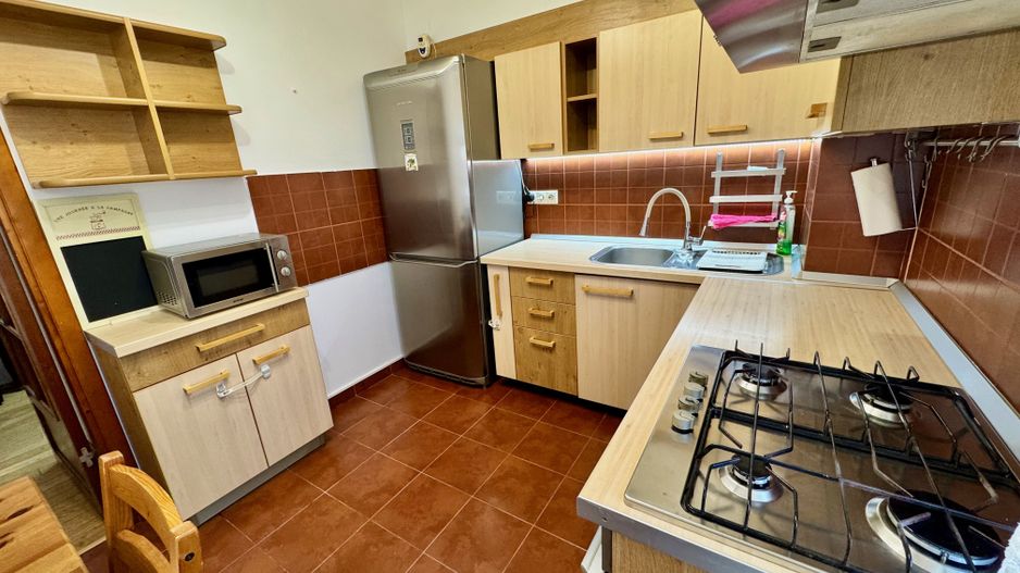 APARTAMENT SPATIOS SI LUMINOS - Poză 11