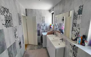 Casă tip duplex, parter + etaj, cărămidă, 4 camere, Rediu, 180.000 EUR - Poză 11