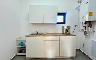 Spatiu de birouri *3 camere* / Cladire Istorica stil Brancovenesc / Universitate - Poză 22