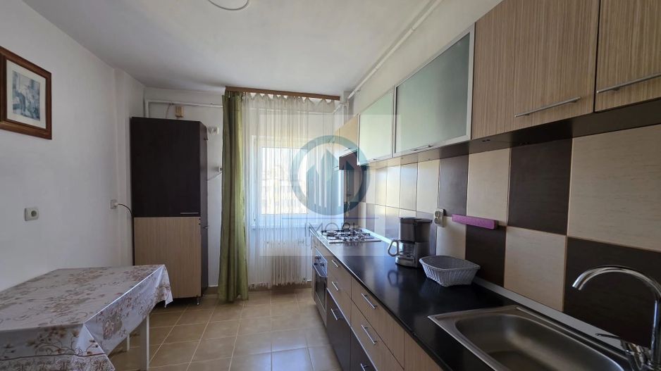 Apartament 3 camere, Decomandat, 74 mp, Deva – Bd. Decebal, Bloc 23 - Poză 4