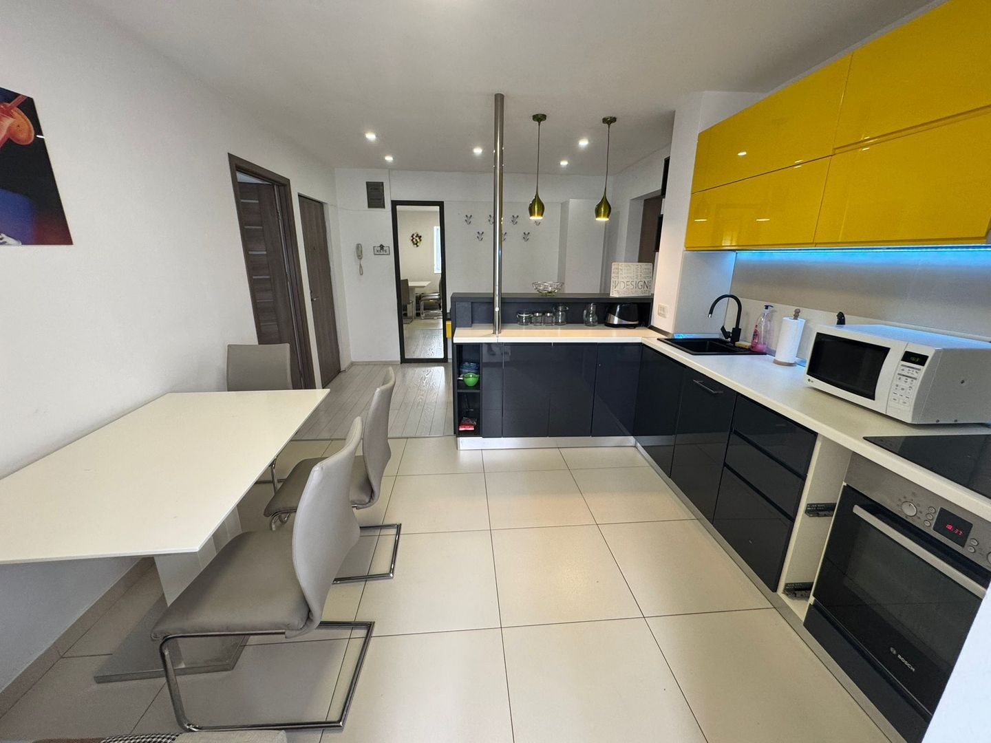 Apartament 3 camere Militari Gorjului - Poză 1