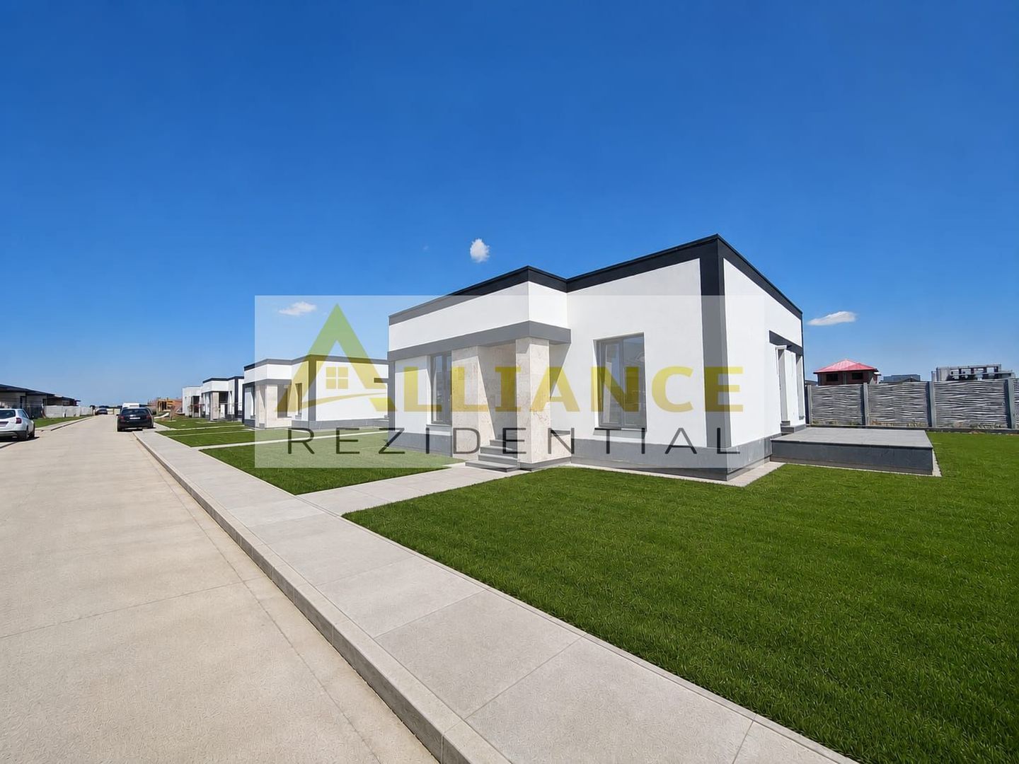 CASA PARTER-4 CAMERE- TEREN 500 MP-STR.ASFALTATA - Poză 1