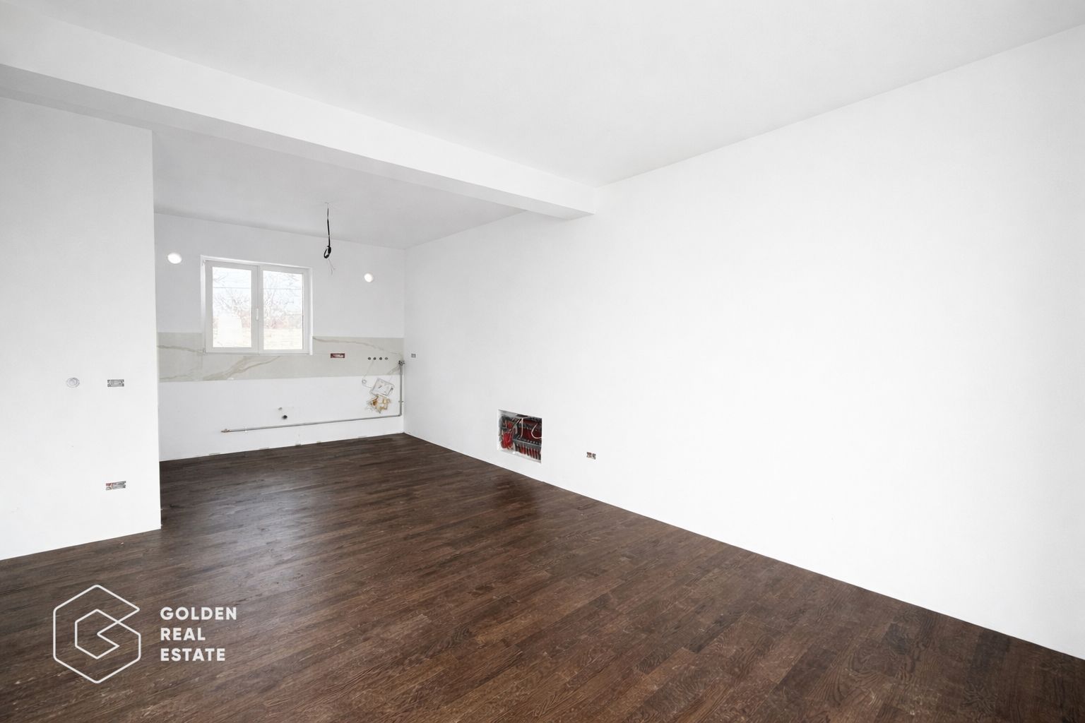 Jumatate de duplex, casa la pret de apartament in Chisoda - Poză 2