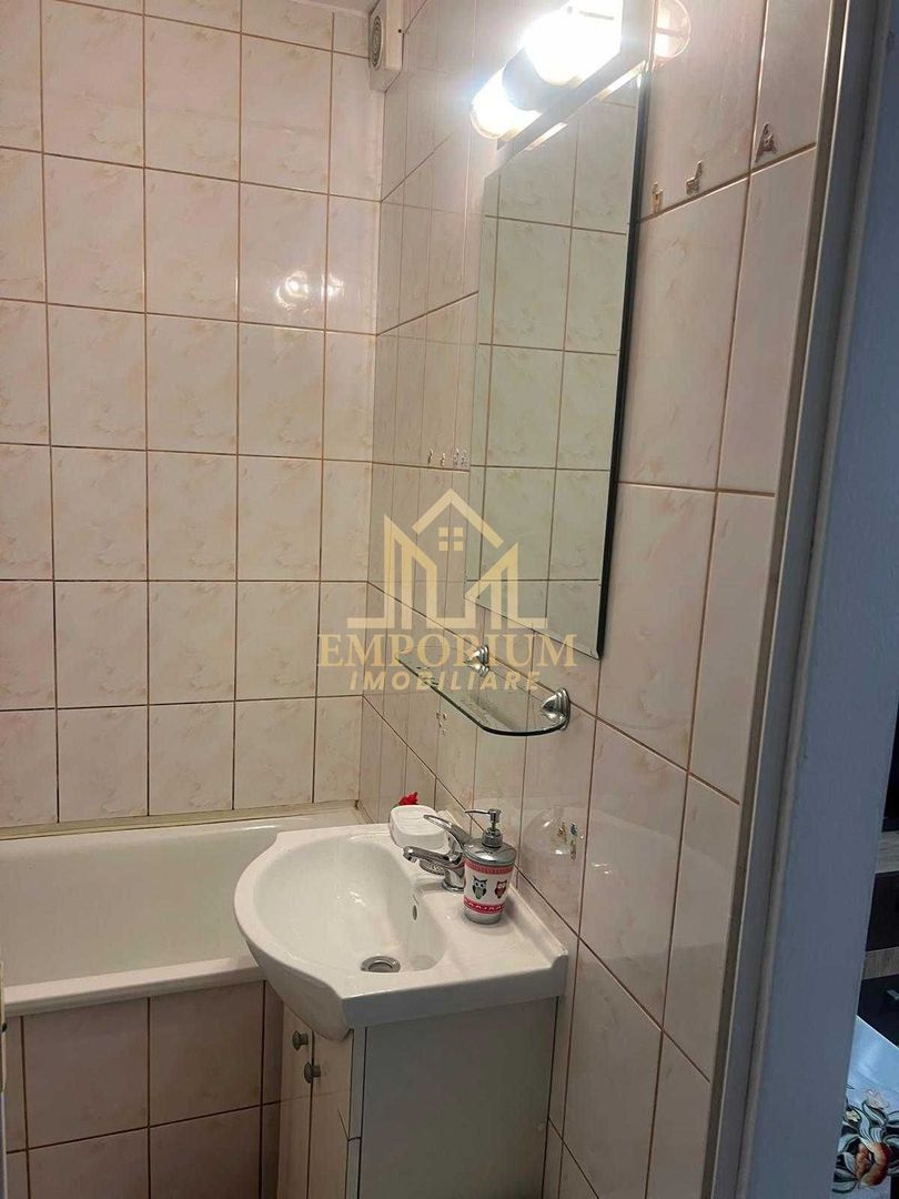 1 camera, semidecomandata, Intre Lacuri, Dunarii, zona Iulius Mall - Poză 6