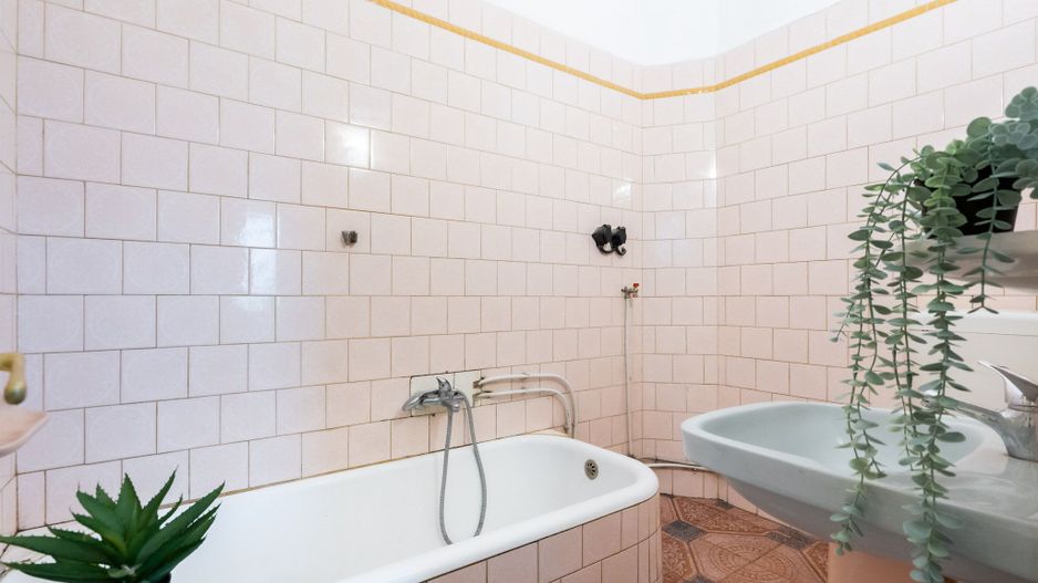 COMISION 0% - Casa 4 camere, singur curte, 400m de Bd Unirii - Teren 224 mp - Poză 11