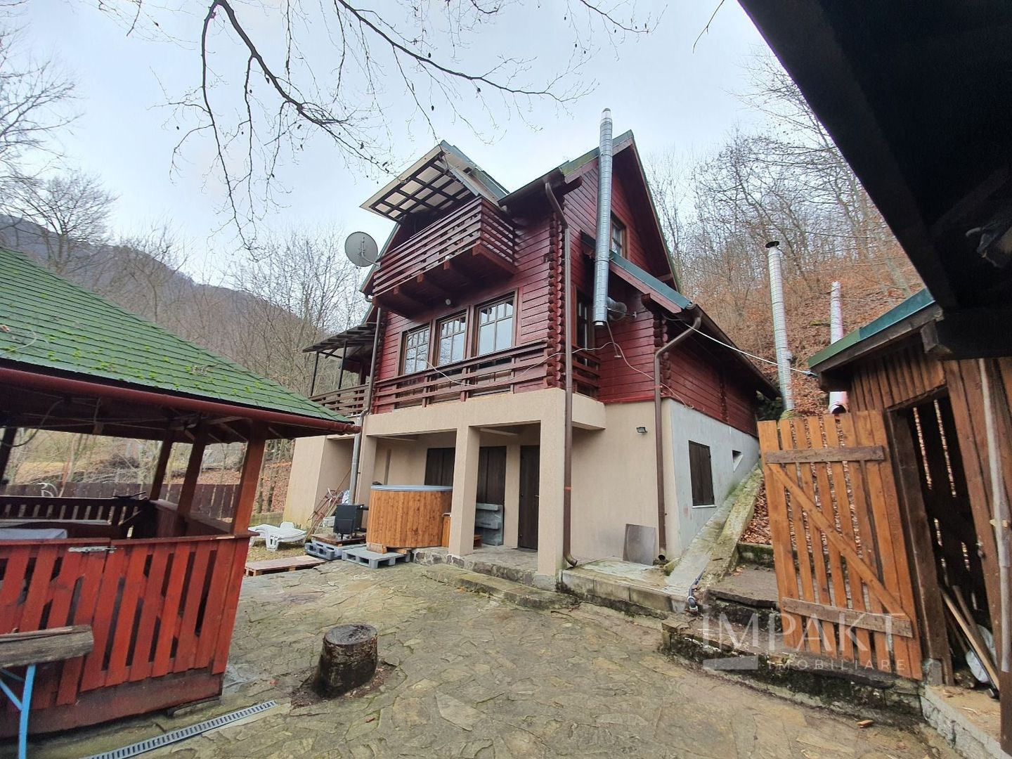 Vanzare cabana rustica pe malul lacului Tarnita! - Poză 4