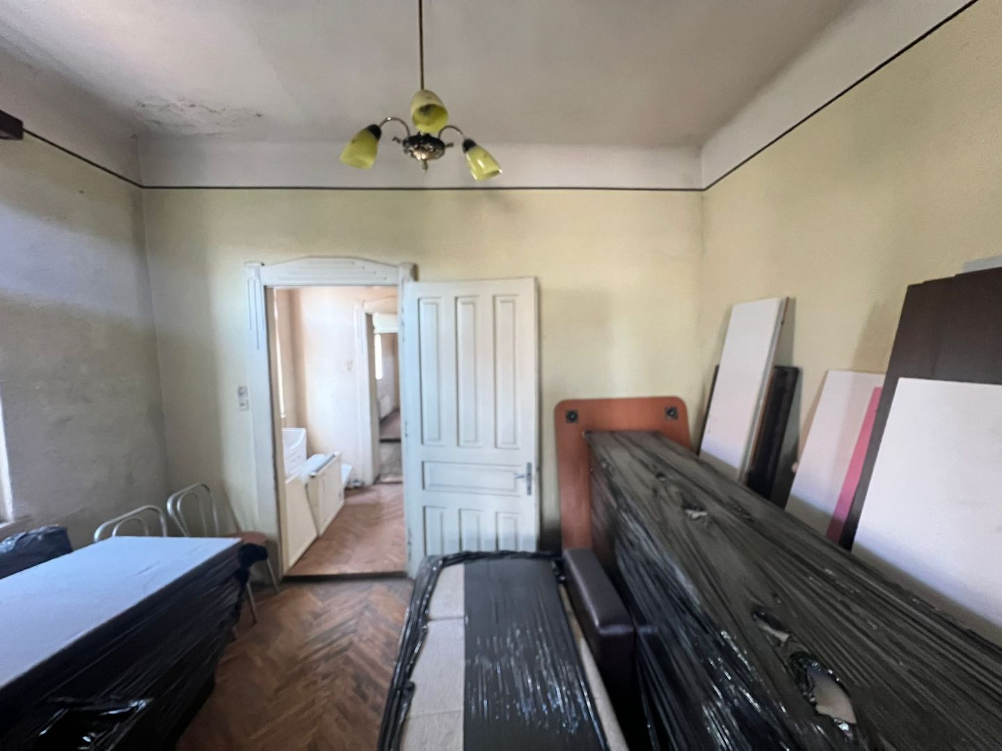 Casa renovabila | 100mp + 300mp curte individuala | Dambul Rotund - Poză 3