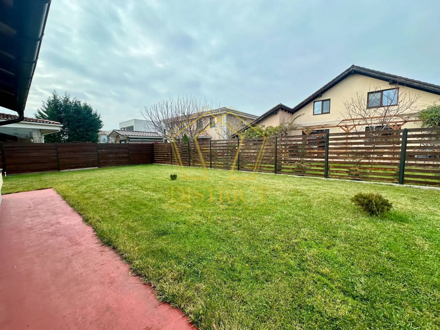 Casa individuala cu 3 camere si garaj | Dumbravita - Poză 9