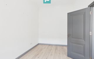 Spațiu central Jiga – birou sau locuință - Poză 7