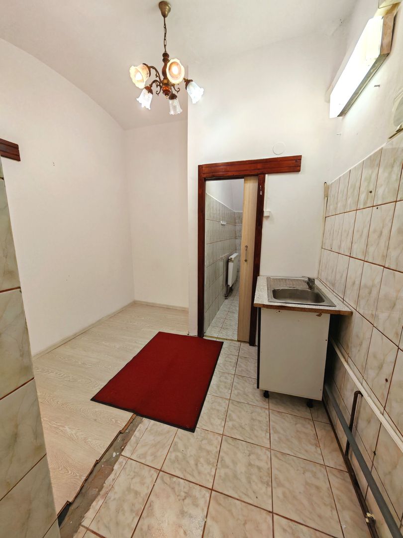 Garsoniera în centrul Brașovului, investitie regim hotelier - Poză 5