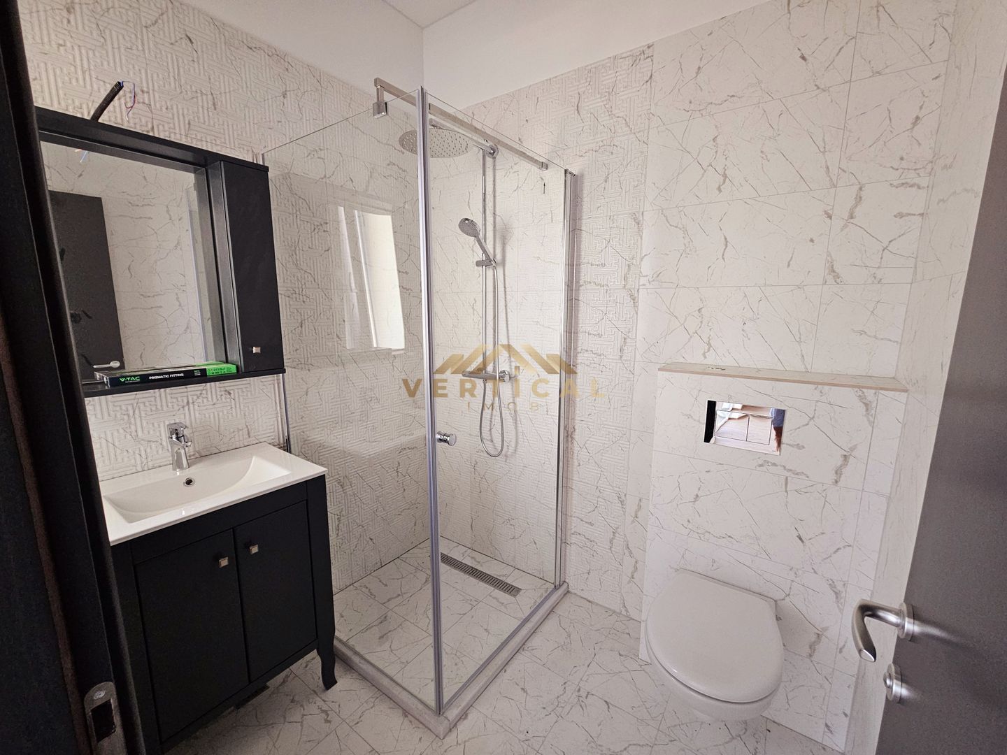 Proiect Rezidential Nou - 340 de Case in Dezvoltare - Comuna Ber - Poză 23