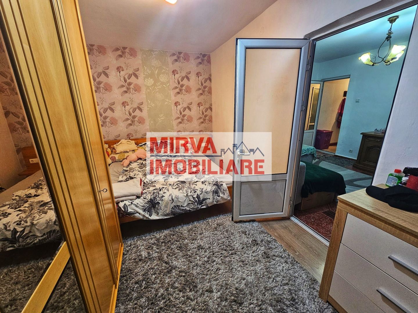 Apartament 2 camere – Central / Urlați – Etaj 2, balcon închis - Poză 5
