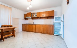 Vânzare, casă 236 mp, str. București, Centru. - Poză 2