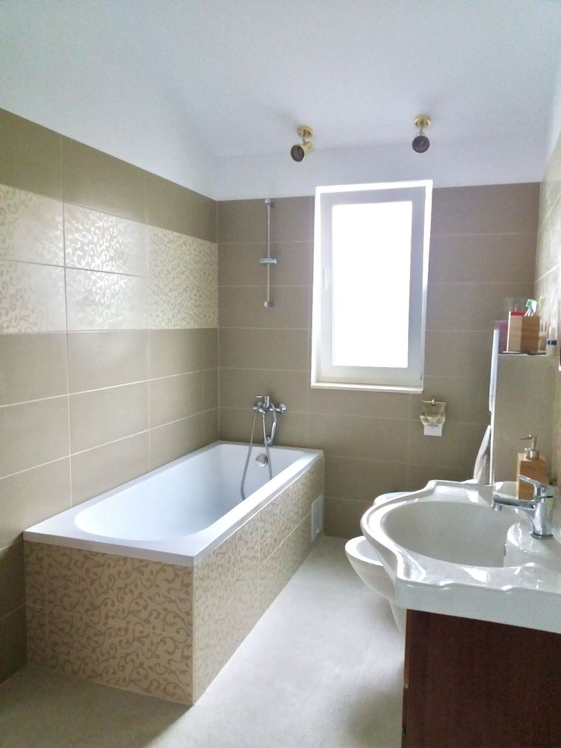 Casă de închiriat la liziera pădurii - Dumbrăvița - Poză 8