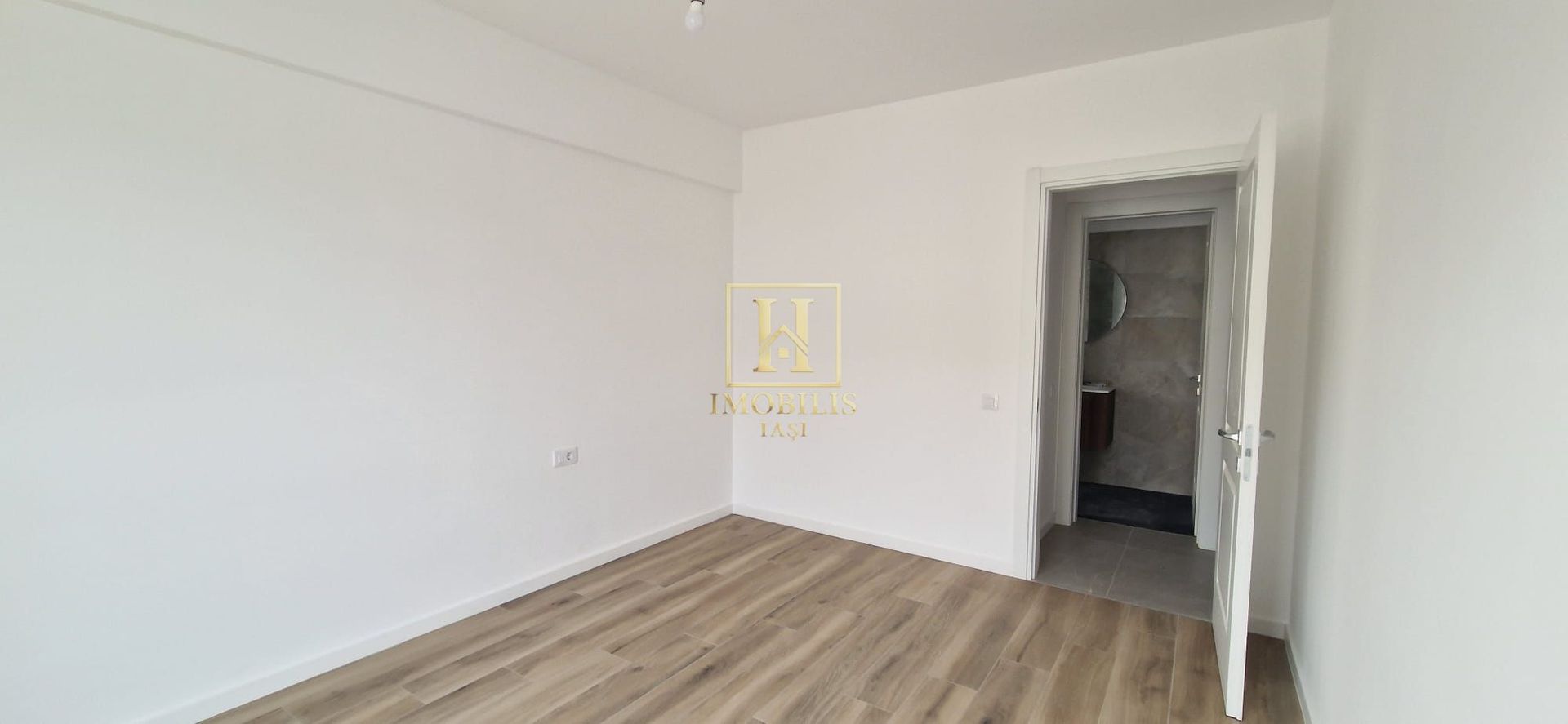 MUTARE IMEDIATA! Apartament 2 camere Dec 63 mp 117000E-Bucium - Poză 1