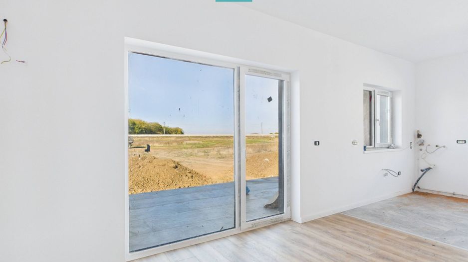 Casă modernă pe parter în Giarmata - Poză 1