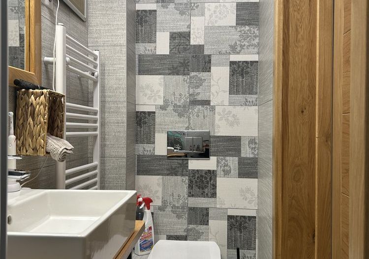 Agenția BRASADAS vinde apartament 3 cam central etaj 2/2. - Poză 4