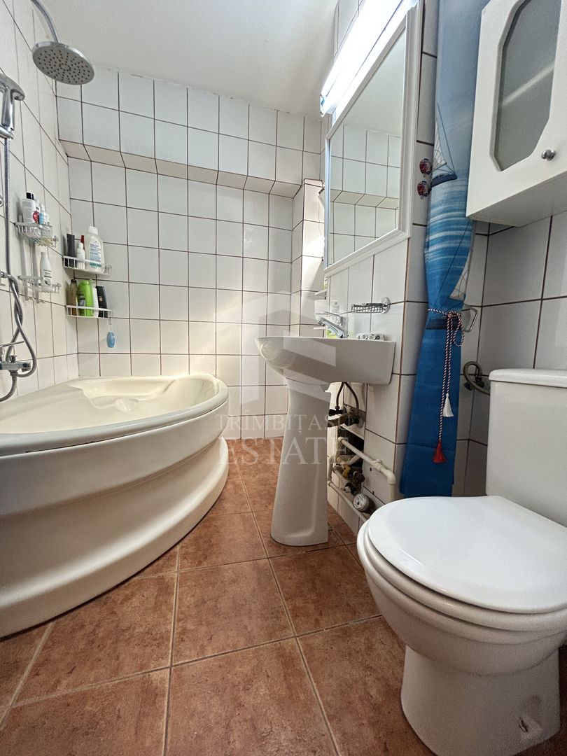 Apartament 3 camere Tomis Nord - 2 gr sanitare - centrala termica - Poză 8