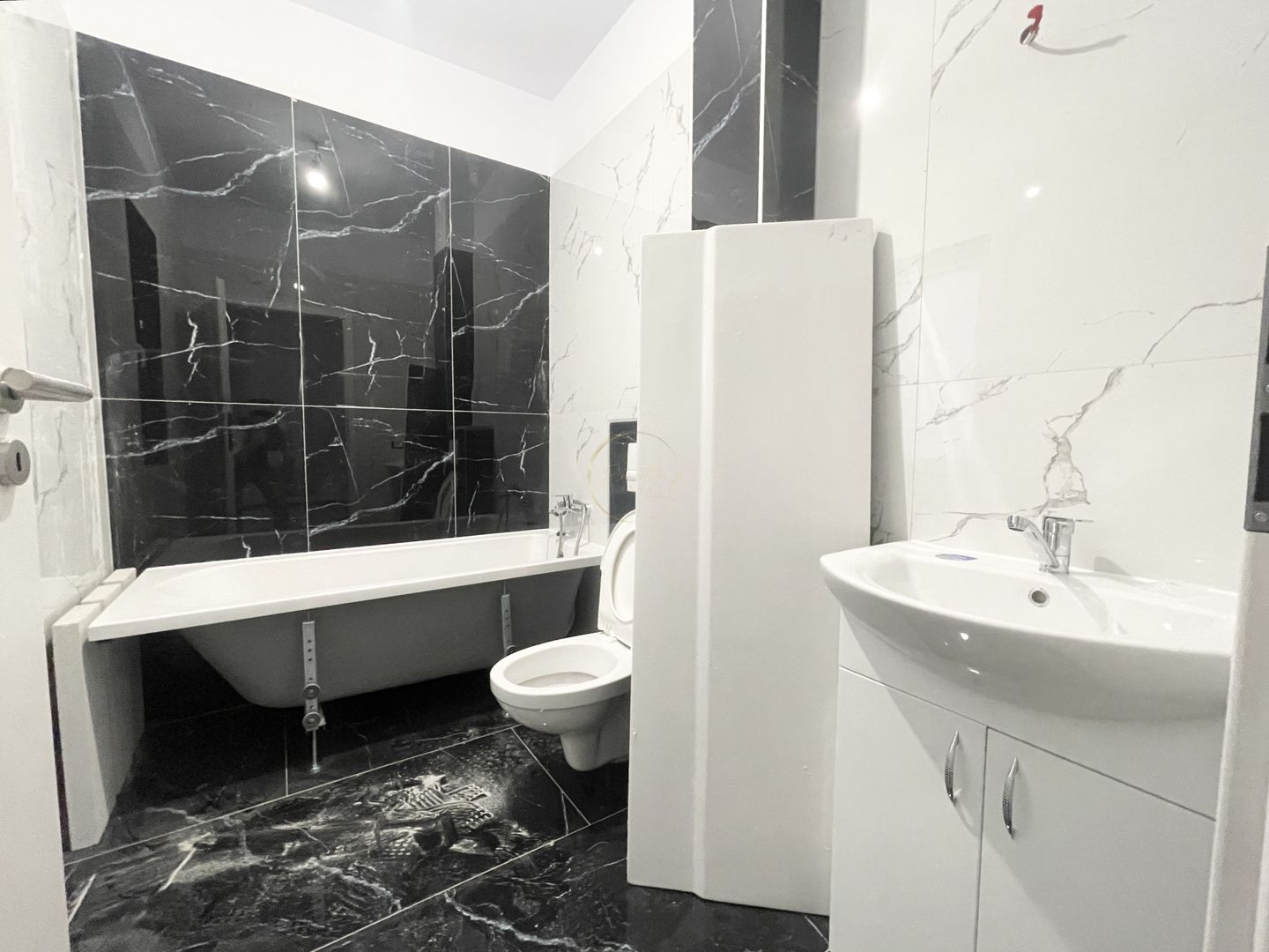 NOU Apartament decomandat 2 camere - Hotel IQ, Giroc - Poză 7