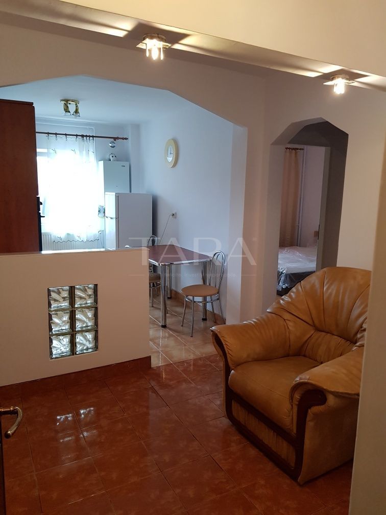 Apartament 2 camere decomandat – balcon generos, zonă Aurel Vlaicu. - Poză 2