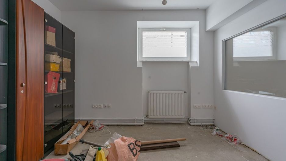 Doua spatii pentru birouri cu acces direct din strada - Poză 16