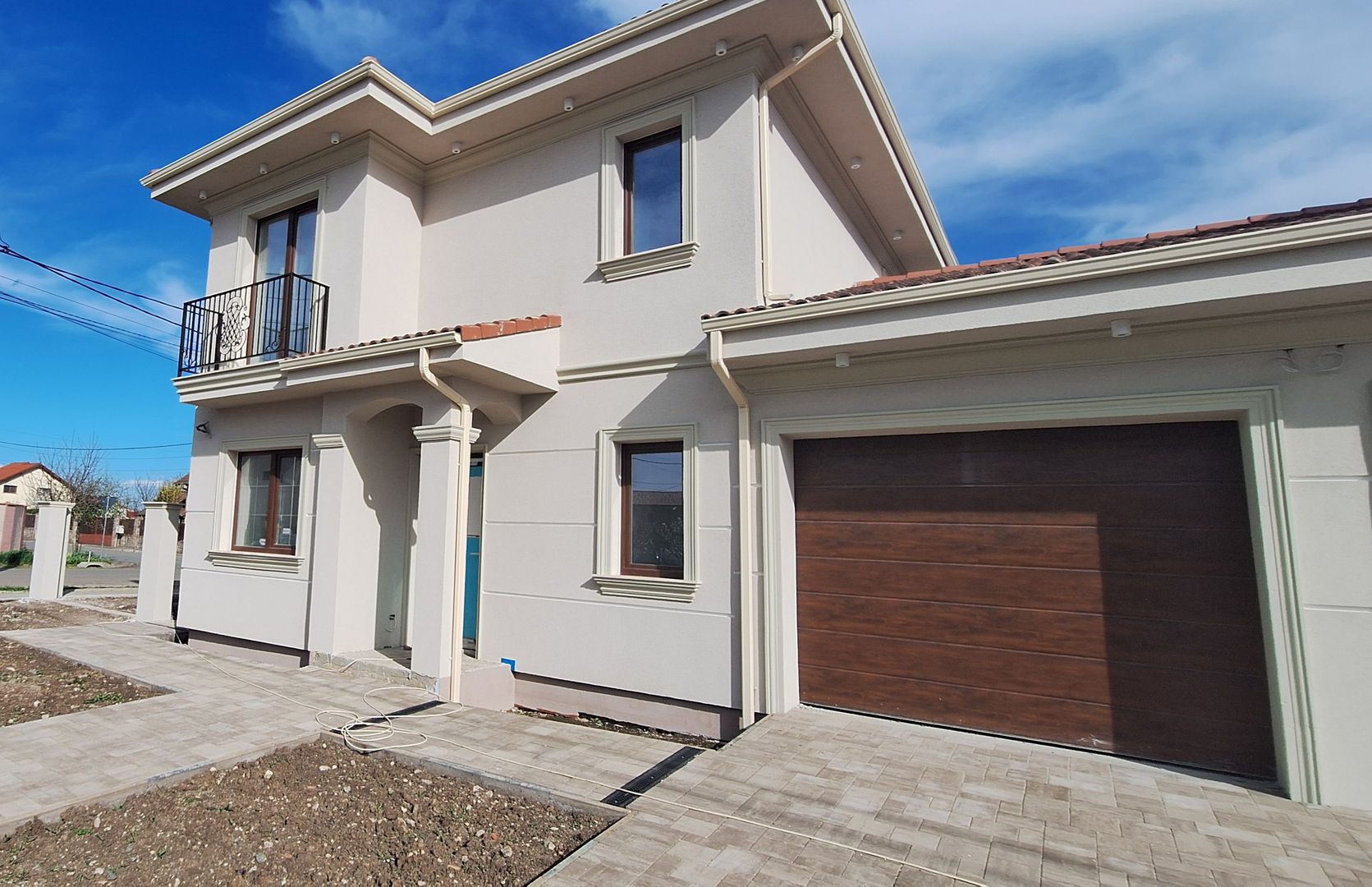 Casa cu garaj- contructie tip duplex - Poză 22