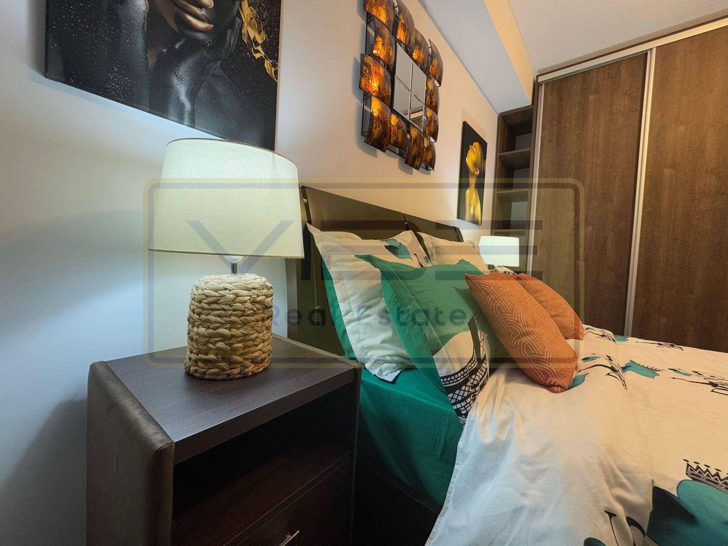 Apartament  2 camere +parcare Copou - Rasarit de Soare - Poză 4