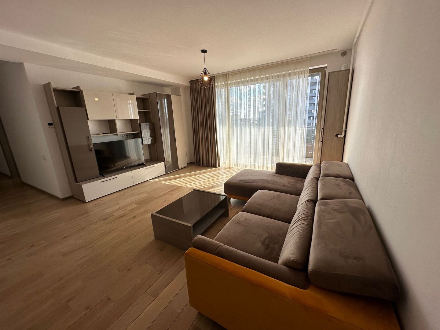 Apartament bloc nou 3 camere - parcare subterana - Poză 16