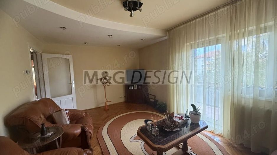 Apartament 3 camere Soarelui - Poză 2