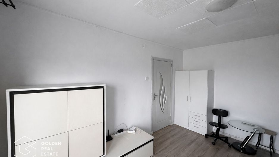 Apartament recent renovat, o camera, Piata Mica, balcon, etaj 4 - Poză 4