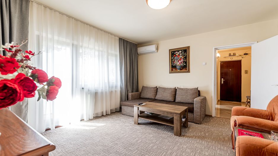 Rezervat Apartament renovat cu 2 camere Micalaca etaj 3 Comision 0 - Poză 1