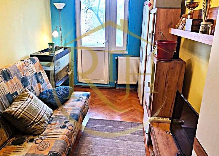 Vand apartament cu 4 camere in zona spitalul judetean,comision ,,0'' - Poză 9