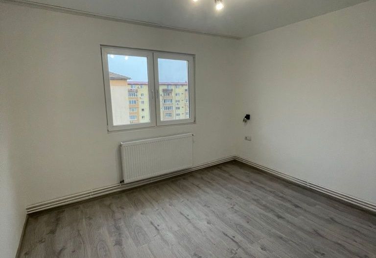 Dambovita- Flavia | 2 Camere | Renovat Complet | Bloc Izolat. - Poză 7