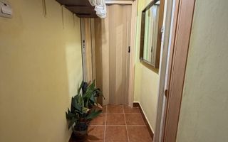 Apartament cu 2 camere, etaj 1, zona Interservisan. - Poză 2