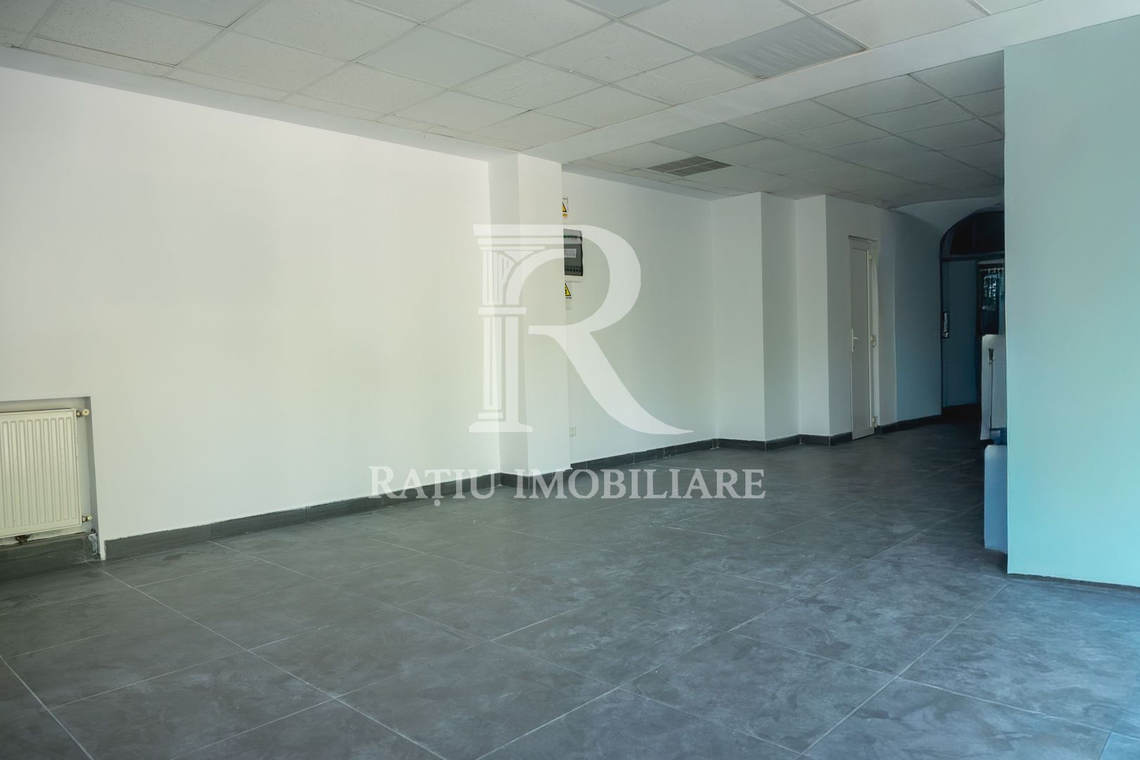 Spațiu Comercial cu Vitrină | Alexandru Cazaban | Oradea - Poză 3