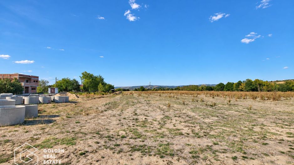 Teren intravilan, 7100 mp, Lipova - Poză 2