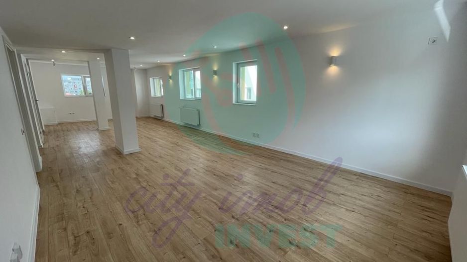 Triplex cu 7 camere | Piata Victoriei - Poză 1