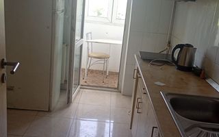 Apartament 2 camere, 2 balcoane bdul Basarabia - Poză 4