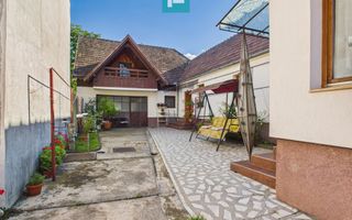 Casă cu 4 camere, curte și atelier mecanic - Sebeș - Poză 13