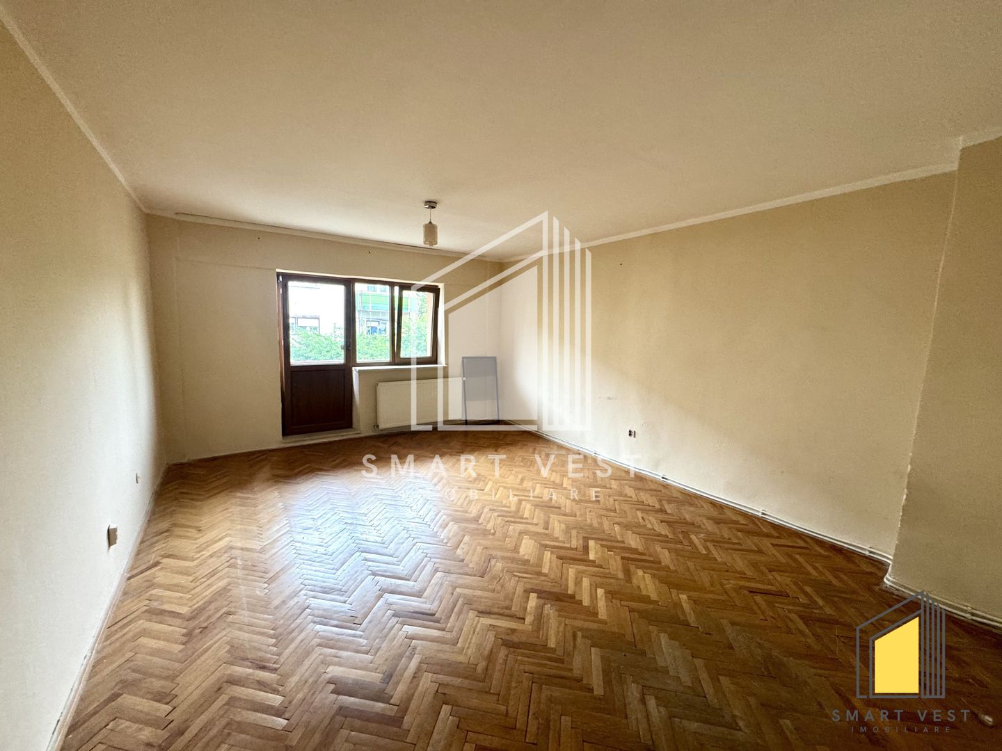 Apartament de vanzare decomandat | Etaj 2 | Zona Micro 17 - Poză 1