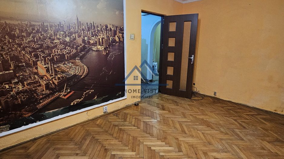 Apartament 3 camere de vânzare, Cartier Popa Șapcă - Poză 1